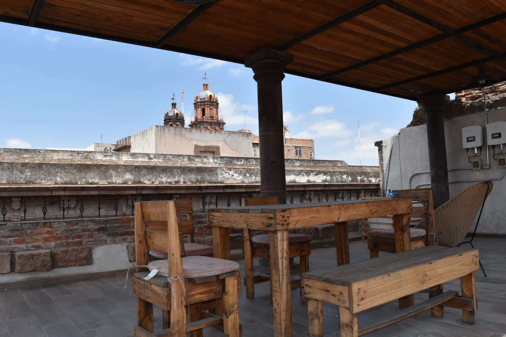 屋外ダイニングエリア