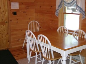 Dining - Papins Resort Cabin #9 (Drummond)