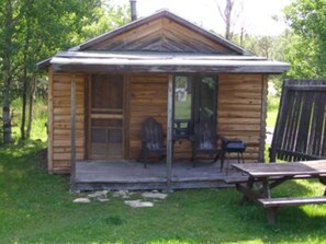 Terrace/patio - Papins Resort Little Cabin (Drummond)