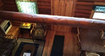 Papins Resort Woods Cabin