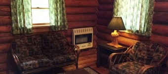 Papins Resort Woods Cabin