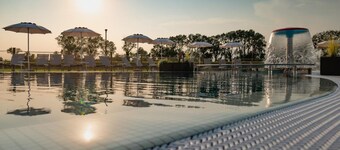 Marina Azzurra Resort Houseboat Lagoon für 6 Personen