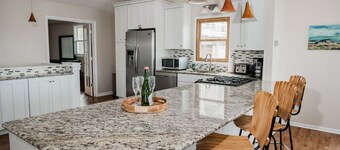 4BDR Blue Haven Cottage Grand Haven 150