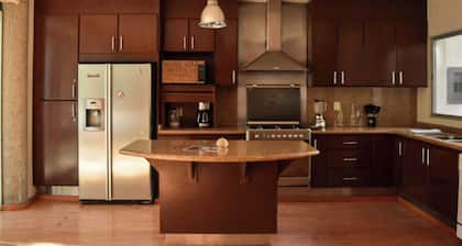 Valentin House, very spacious and cozy.