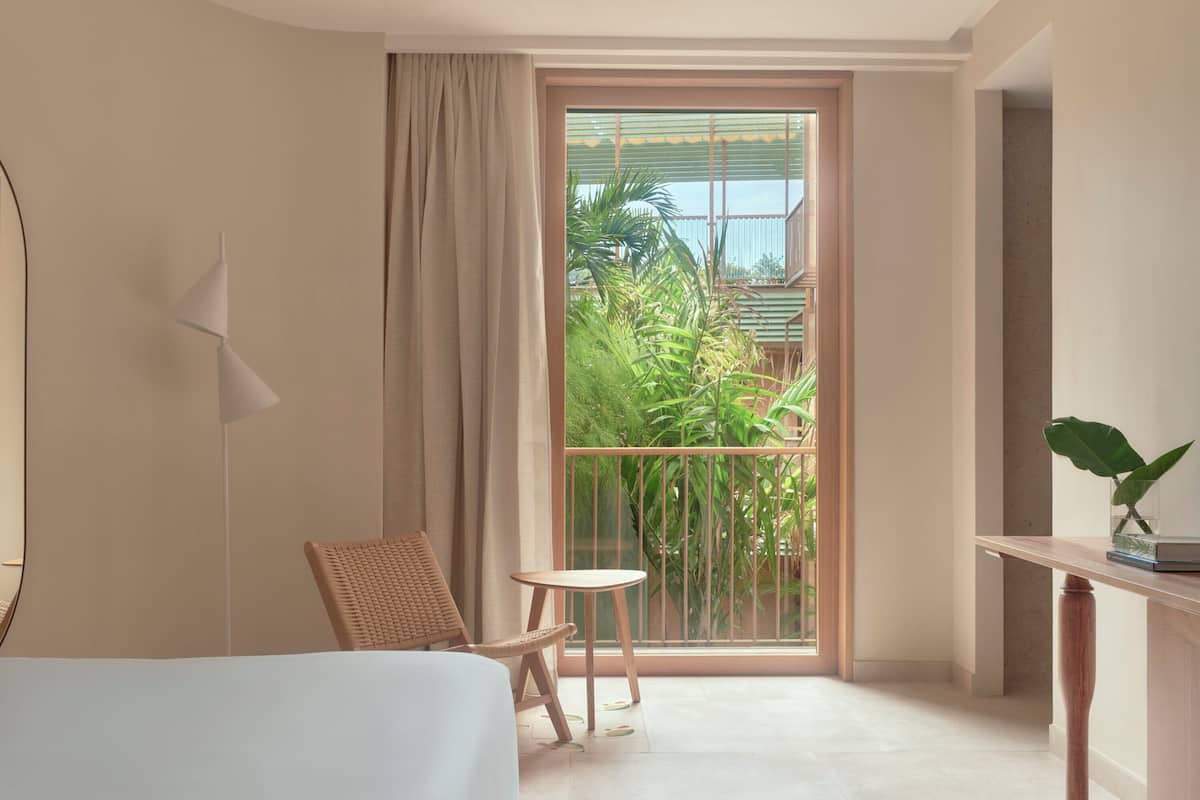 Room, 1 King Bed, Accessible, Balcony (Essential) | In-room safe, blackout drapes, soundproofing, iron/ironing board