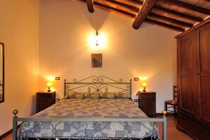 2 bedrooms, Internet