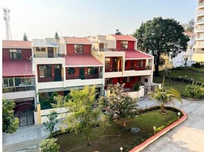 Exterior - Your getaway home with Ganga view in Rishikesh (Rishikesh)