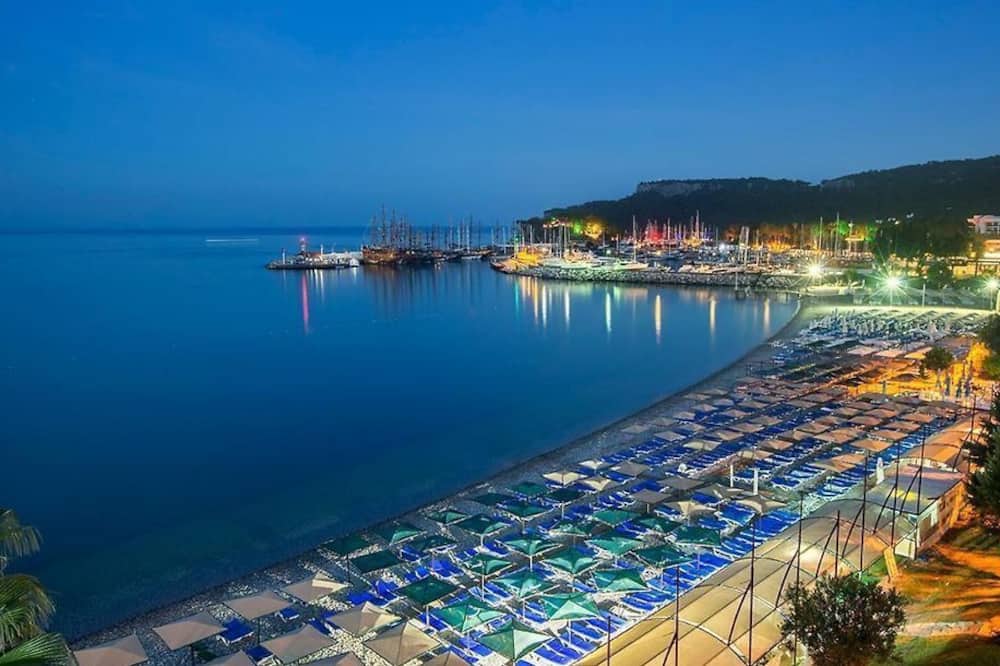 Viking Beach Hotel