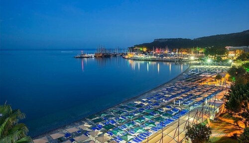 Viking Beach Hotel