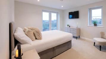 2 makuuhuonetta, silitysrauta/-lauta, Wi-Fi, vuodevaatteet