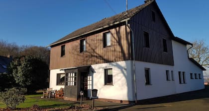 Ferienhaus Josef - Rustikales Ferienhaus auf dem Land