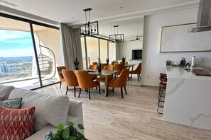 Interior - Enhancing Penthouse Ocean View in Cabo (El tezal)