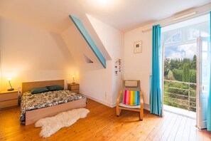 3 camere, ferro/asse da stiro, Wi-Fi gratuito, lenzuola