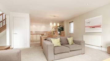 Cottage | Living area