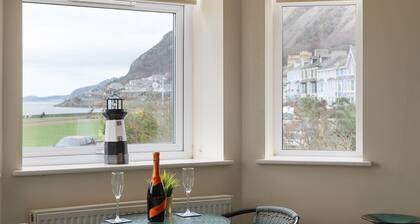 Puffin View - One Bedroom Cottage, Sleeps 2