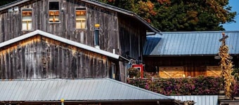 Spirit Lake Retreat - Suite F