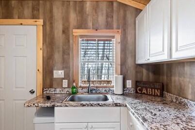 Tiny cabin on 10 acres with pond