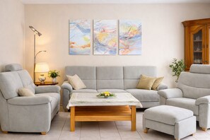 Smart TV, computer monitors - Pure relaxation: sun, beach, Côte d'Azur - Résidence Le Jardin des Orchidee (Saint Aygulf)