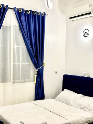 1 bedroom, iron/ironing board, WiFi, bed sheets - Check out this beautiful apartment in Abuja Nigeria (Federal Capital Territory)