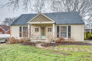 Exterior - Quaint East Nash home with second living space. (Nashville)