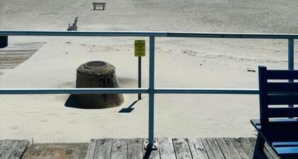 Beach Ball Bliss 1.5 blocks from beach 3 bed 2.5 bath