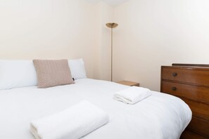 Basic-Apartment | 2 Schlafzimmer, Bügeleisen/Bügelbrett, Bettwäsche