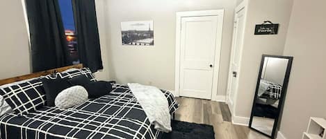 1 bedroom, WiFi, bed sheets