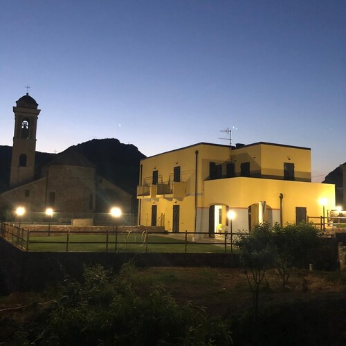 Accogliente Appartamento in Villa 62mq, Grande Giardino Privato, Animali Ammessi