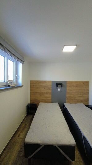 1 bedroom, iron/ironing board, WiFi, bed sheets - Przystanek Tykocin 1-bedroom apartment. Parking, Wifi (Tykocin)