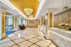 Lobby - Vienna International Hotel (Ningbo Olympic Sports Center Wanda Branch) (Ningbo)