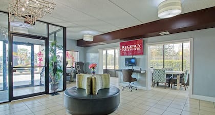 REGENCY INN & SUITES