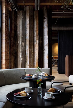 Frokost på farten hver dag (mot et tillegg)