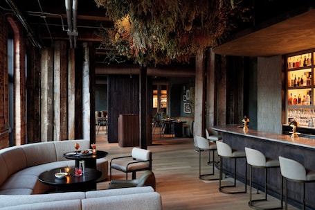 Restaurante. Rivet House