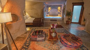 Elite Room | Individually decorated, individually furnished, desk, laptop workspace - Theodora Village  (Ürgüp)