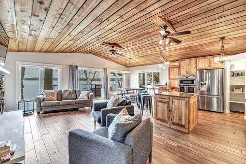 Sand Shoreline, Party Garage, Picturesque Sunsets, Dock