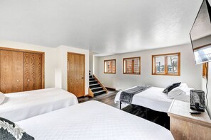 3 bedrooms, WiFi, bed sheets