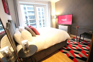 3 chambres, fer et planche à repasser, lit parapluie, Wi-Fi gratuit