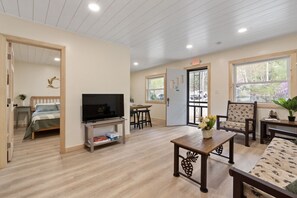 3 室のベッドルーム、WiFi