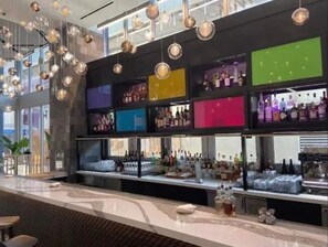 Bar (en la propiedad)