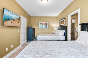 Interior - Golf in Luxury 4BDR Home Agaming Course (Kewadin)