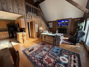 Smart TV, fireplace - Alpine Getaway Chalet 62 (Helen)