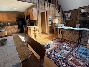 Smart TV, fireplace - Alpine Getaway Chalet 62 (Helen)