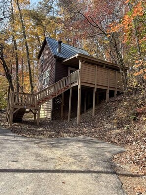 Exterior - Bavarian Hideaway 46 (Sautee Nacoochee)