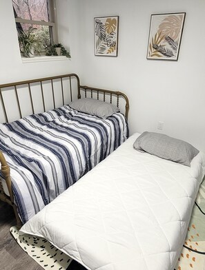 2 chambres, fer et planche Ă repasser, Wi-Fi, draps fournis