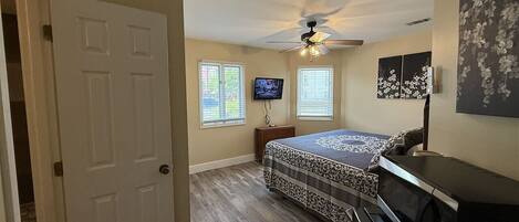 1 dormitori, wifi i roba de llit