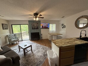 Interior - Rivers Edge Condo 802 (Helen)