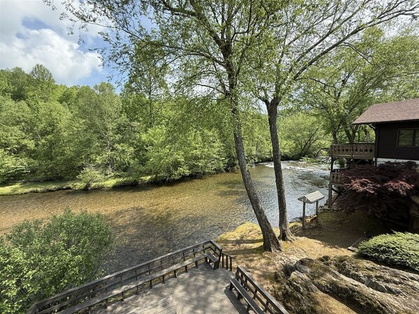 Property grounds - Rivers Edge Condo 802 (Helen)