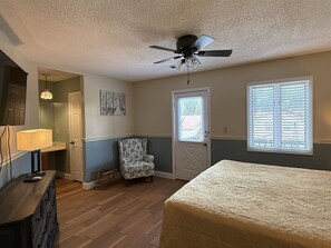 1 多间卧室、WiFi、床单