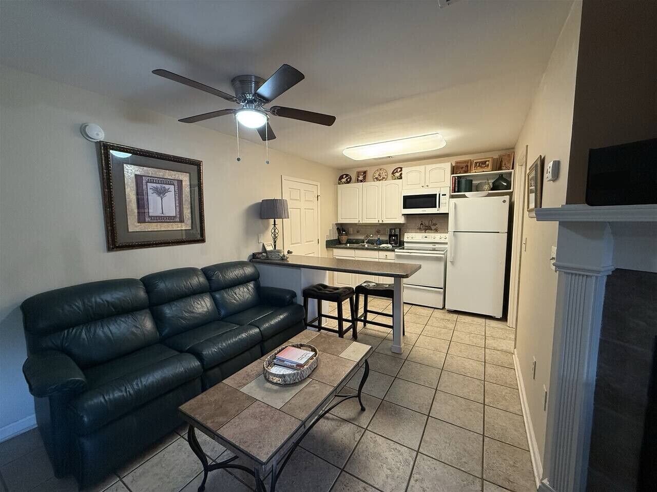 智能电视、壁炉