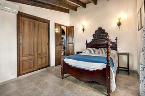 2 Schlafzimmer, Bügeleisen/Bügelbrett, Reisekinderbett, kostenloses WLAN